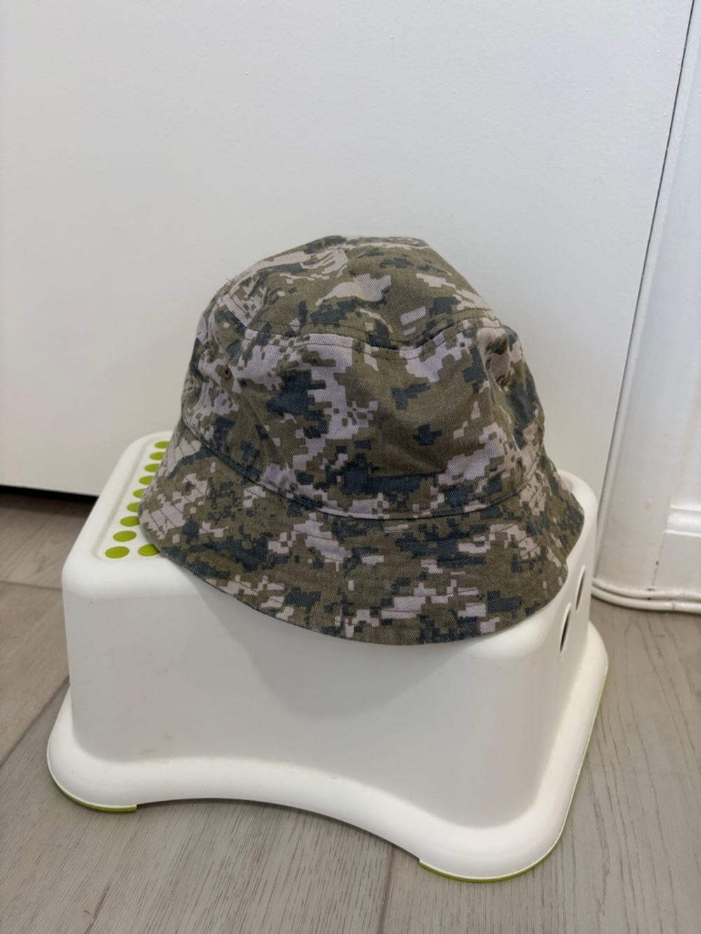 Kids military camo bucket hat